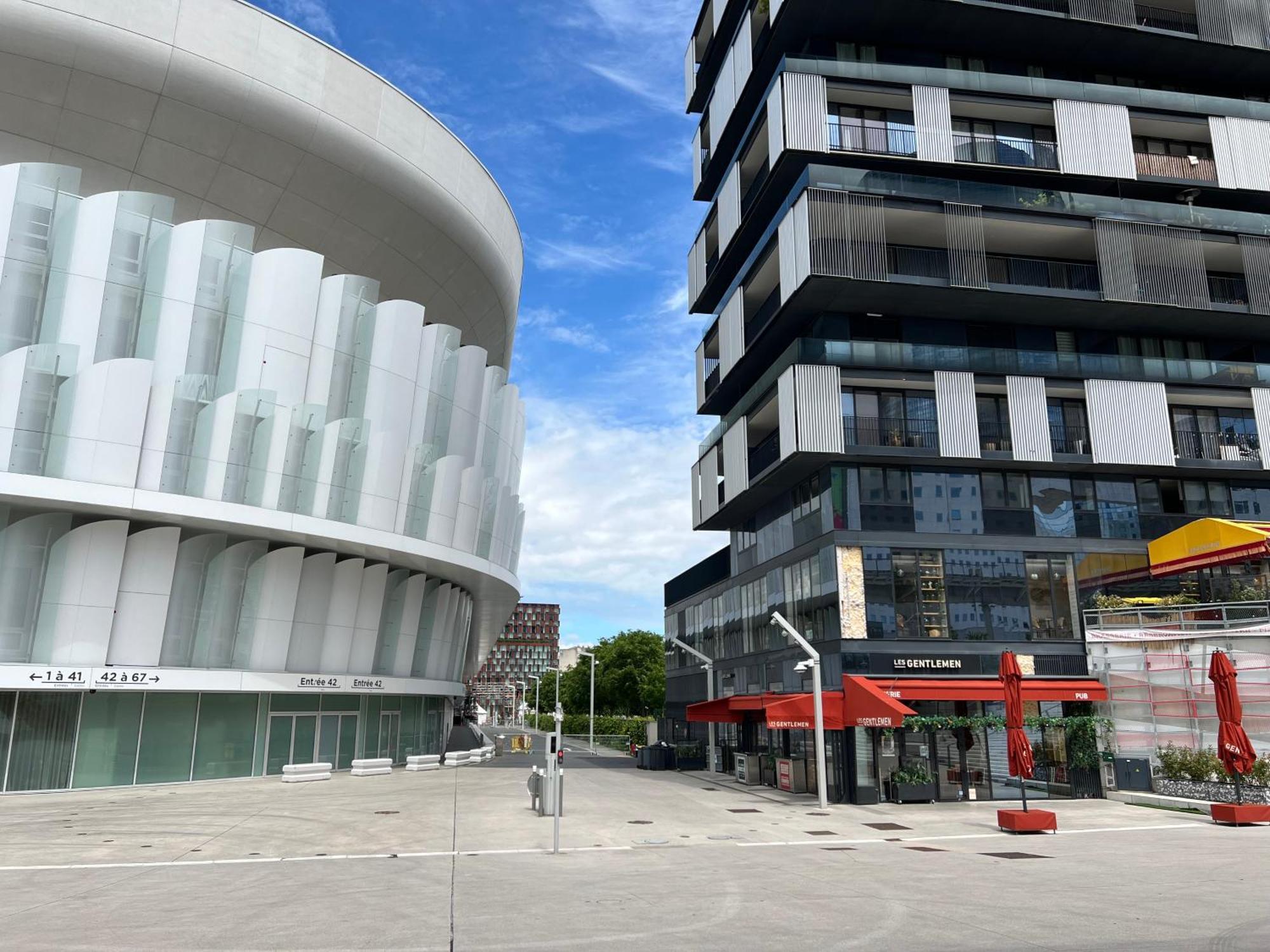 Sejour Confort A Paris La Defense Arena Нантер Екстериор снимка